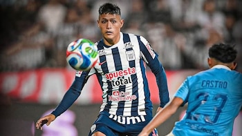 Marco Huamán enfrentando a Sporting Cristal. - Crédito: Difusión