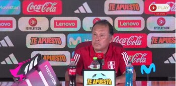 Juan Reynoso en conferencia de