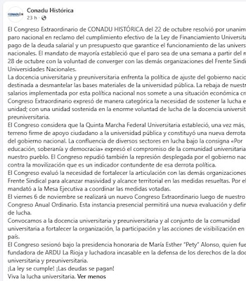 Captura de pantalla de una publicación en redes sociales con el perfil de Conadu Histórica y un texto extenso sobre medidas gremiales