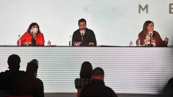 Paula Olivetto y Martín Tetaz