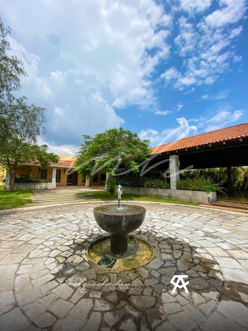 Acceso a la vivienda principal