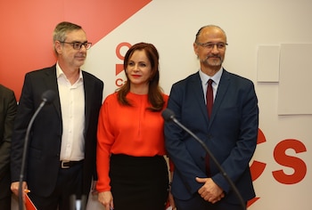 Imagen de archivo. De izquierda