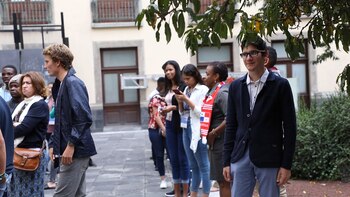 La organización participa de manera