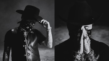 Christian Nodal reaparece en redes sociales como “El Forajido” y publica misteriosas fotos