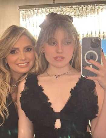 Regina es la menor de