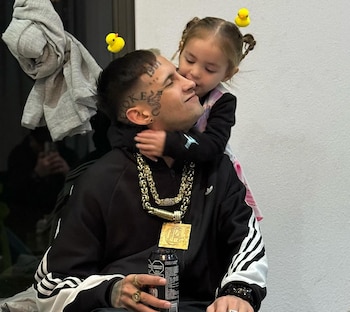 L-Gante y su hija Jamaica,