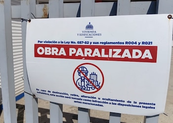 El cierre prolongado de comercios chinos en Santo Domingo y Santiago ha impactado hasta tres mil empleos en República Dominicana. Las autoridades han puesto más controles en los negocios. Foto: Redes sociales