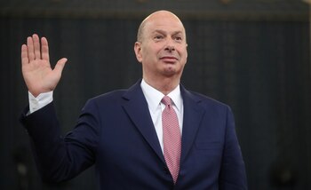 Gordon Sondland jura antes de