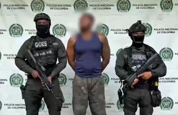 Uno de los capturados por microtráfico en la redada - crédito Policía Nacional