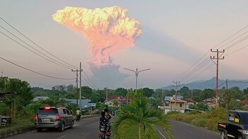 La nube de ceniza, visible