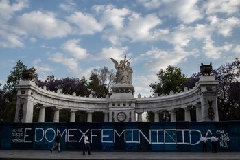 Previo al 8m autoridades del