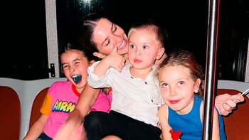 La China Suárez con Rufina,