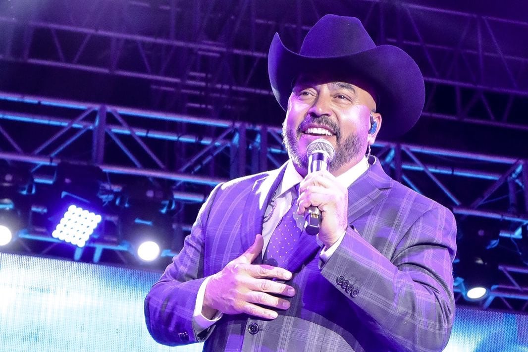 Lupillo Rivera abandonó La Casa de los Famosos All-Stars por una situación médica que requería atención especializada.