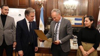 El vicepresidente tercero de la