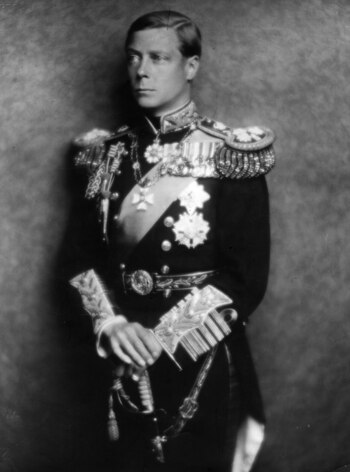El rey Eduardo VIII (1894 - 1972) con su uniforme naval antes de abdicar del trono