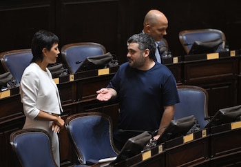 Jura diputados electos provincia de Buenos Aires - Legistatura bonaerense - Mayra Mendoza - Facundo Tignanelli