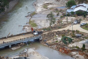 En Carolina del Norte, la devastación en Asheville y sus alrededores es la peor de las últimas décadas. (REUTERS/Marco Bello)