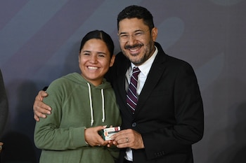 Martí Batres entregó las nuevas