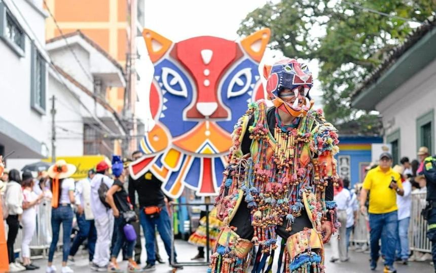 Entre los eventos más destacados figuran el Gran Desfile de San Juan, programado para el 24 de junio, y el Desfile Nacional de San Pedro, que tendrá lugar el 29 de junio.