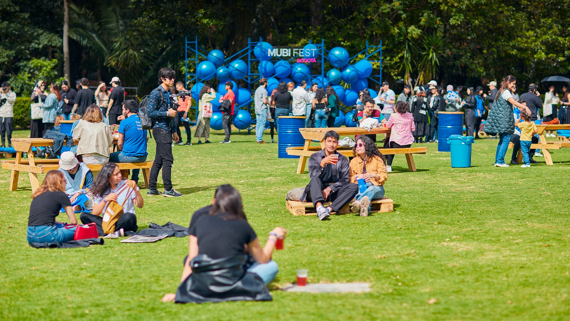 MUBI FEST Bogotá aterriza con estrenos de Cannes y seis funciones gratuitas al aire libre