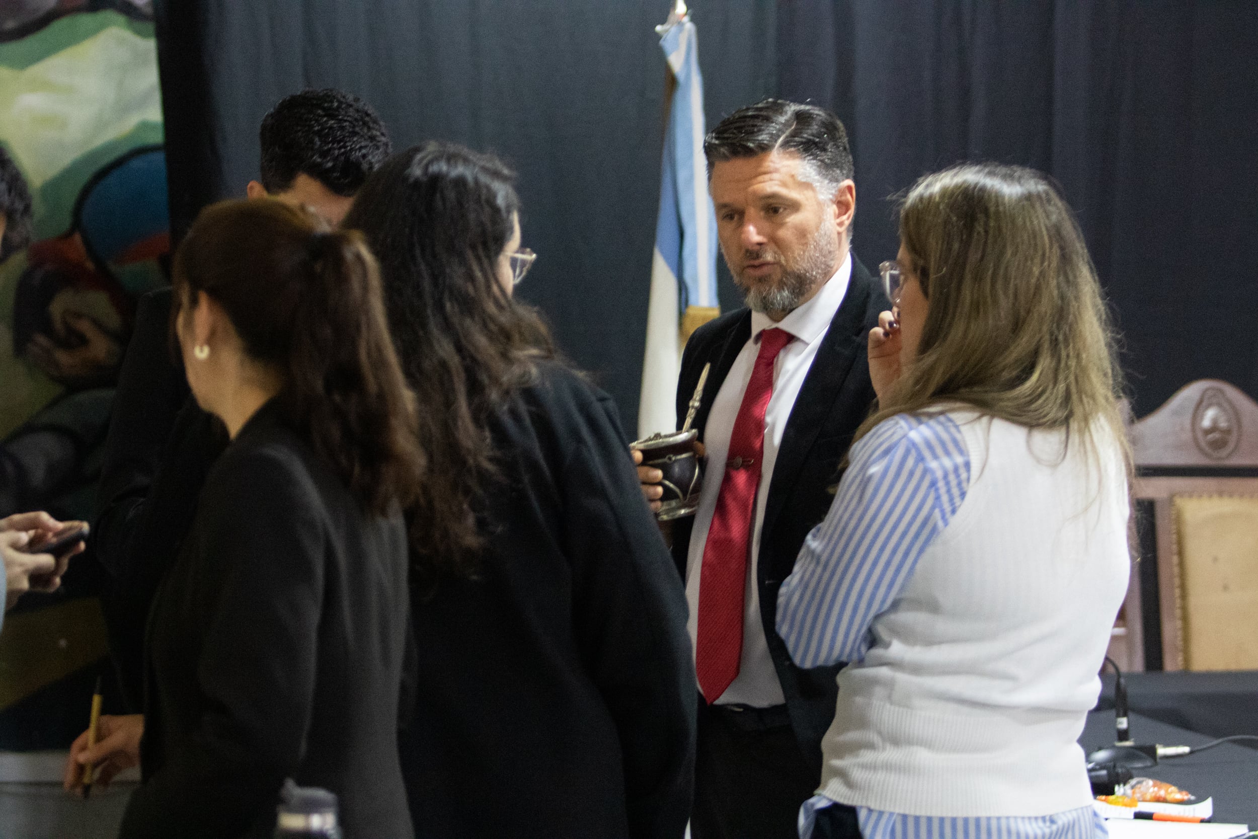 El fiscal Carlos Schaefer se mantuvo firme con su postura de que se proteja al testigo víctima