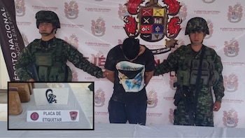 Los militares fueron recibidos a