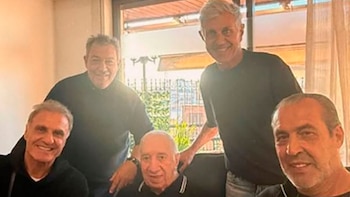 “Visitando al maestro”: los cuatro campeones del mundo que se reunieron con Carlos Bilardo