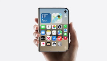 Apple apuesta por un diseño que permite utilizar el teléfono cerrado o desplegado. (Foto: Apple)