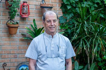 El párroco Enrique de Castro,