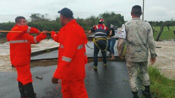 Elementos de Protección Civil desalojaron