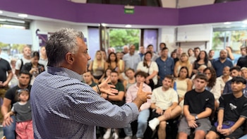La Libertad Avanza quiere afianzar el “voto joven” y busca bajar la edad mínima para ser concejal bonaerense