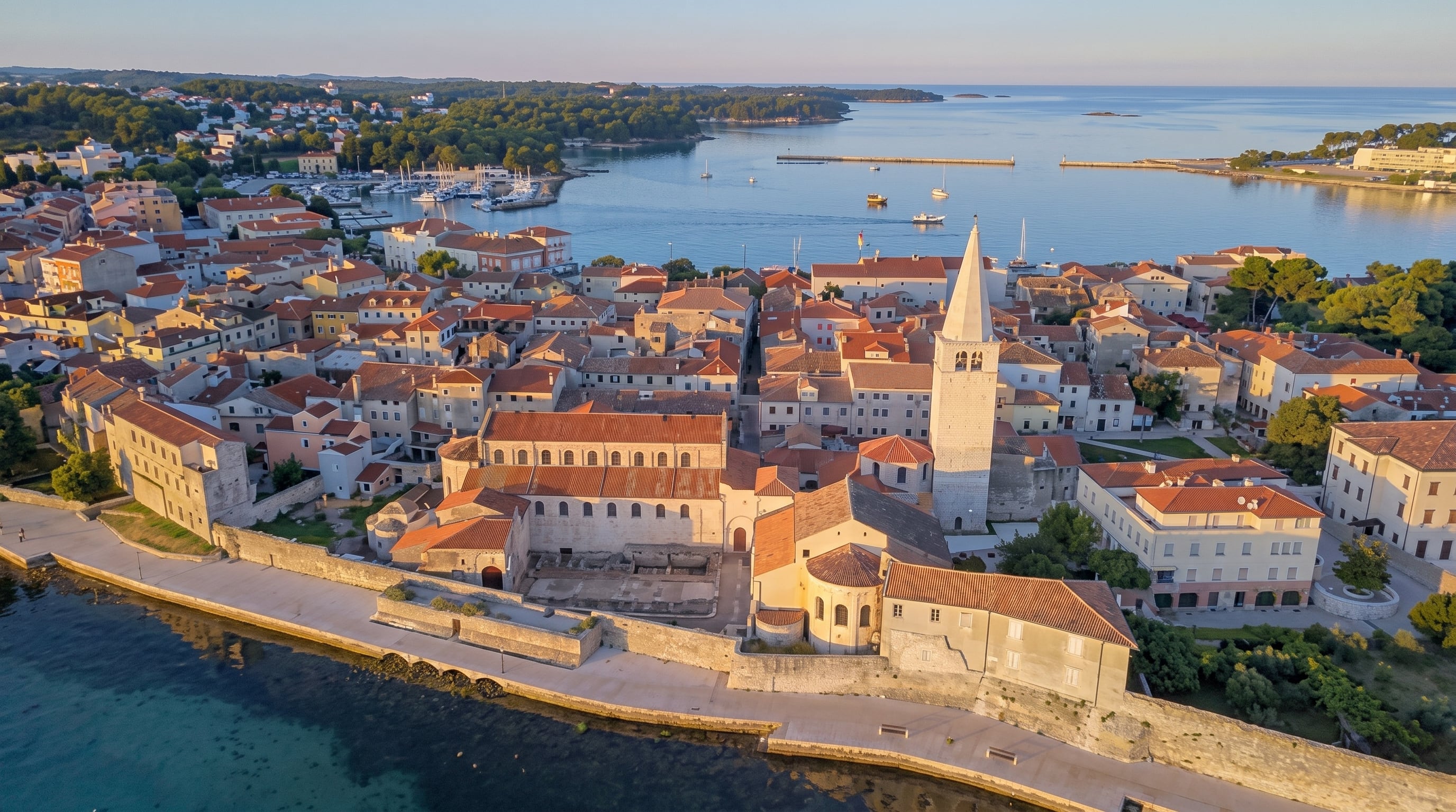 Poreč, la ciudad con 2.000 años de historia que aún escapa al turismo masivo del Adriático