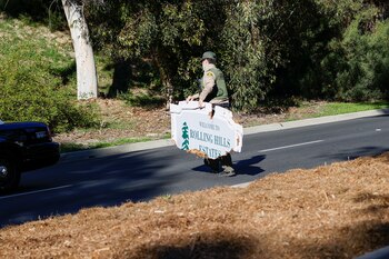 El cartel de bienvenida al