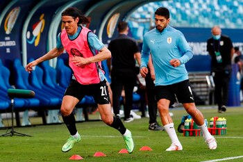 Los futbolistas uruguayos Luis Suárez