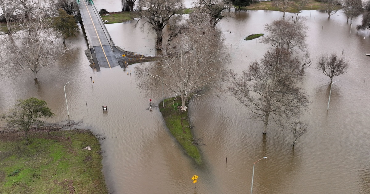 Una advertencia de inundación es emitida en un estado de EEUU tras la ...