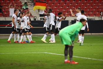 La selección alemana tuvo problemas en su vuelo de regreso a su país (REUTERS/Kai Pfaffenbach)
