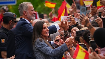 Interior acaba de invertir 430.000 euros en mejorar la seguridad de Felipe VI y la Familia Real: inhibidores contra explosivos, sistemas antiespionaje y derribo de drones