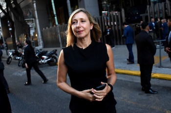 Bregman eligió el negro, elegante,