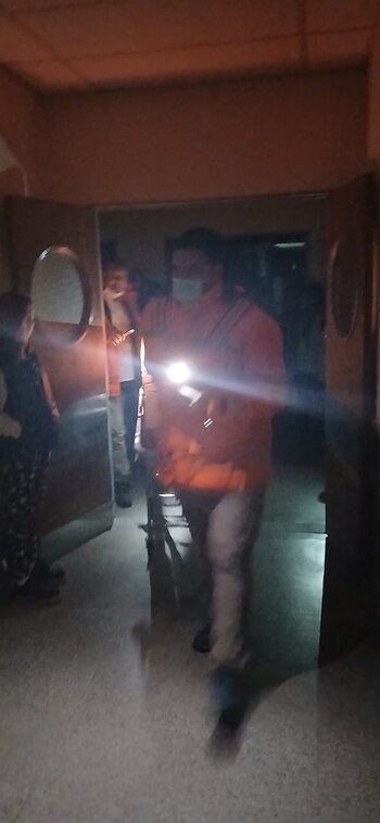 Debieron evacuar a seis pacientes