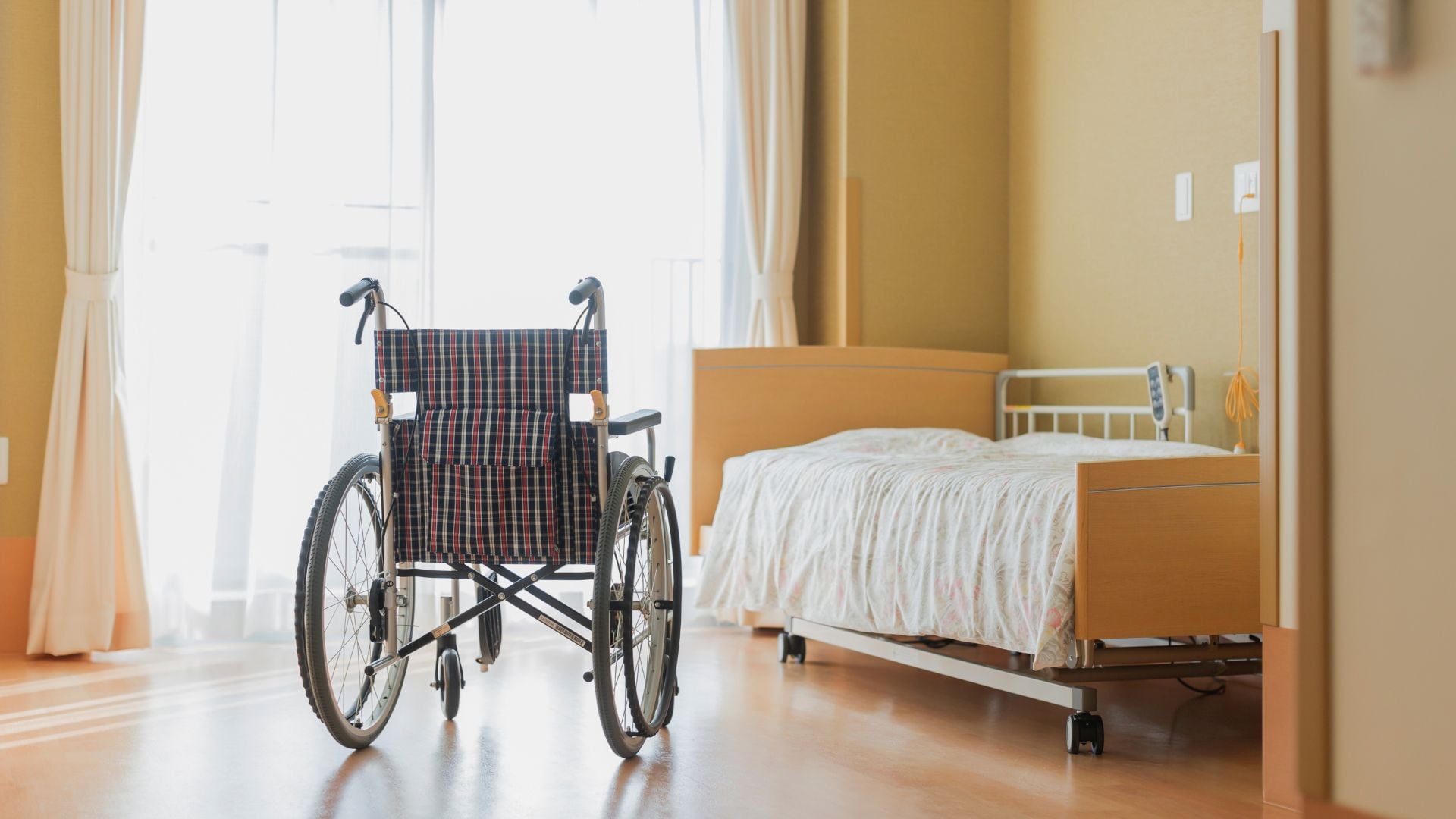 La triste realidad de una residencia en España(Canva/Freepik)