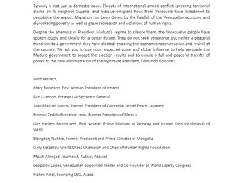 Algunos de los firmantes de