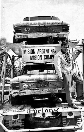 "Misión Argentina. Misión Cumplida", reza