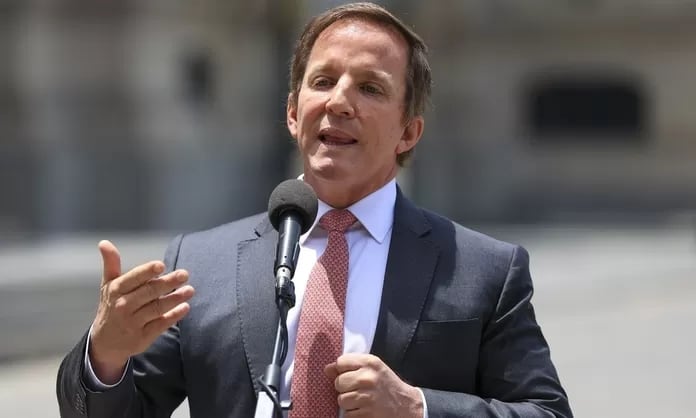 El alcalde de Magdalena del Mar, Francis Allison, ratificó su decisión de participar como candidato a la Alcaldía de Lima en los comicios municipales de 2026. Foto: América TV