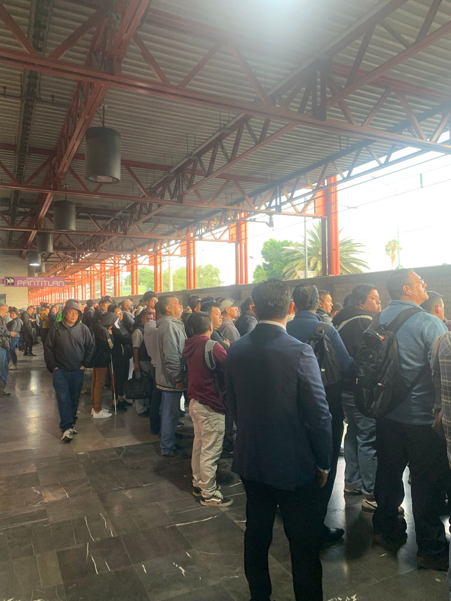 Desenvolvimento atempado das diversas linhas da rede de transportes públicos da capital. (Rede Social)