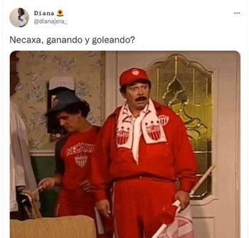 Con 10 jugadores en la