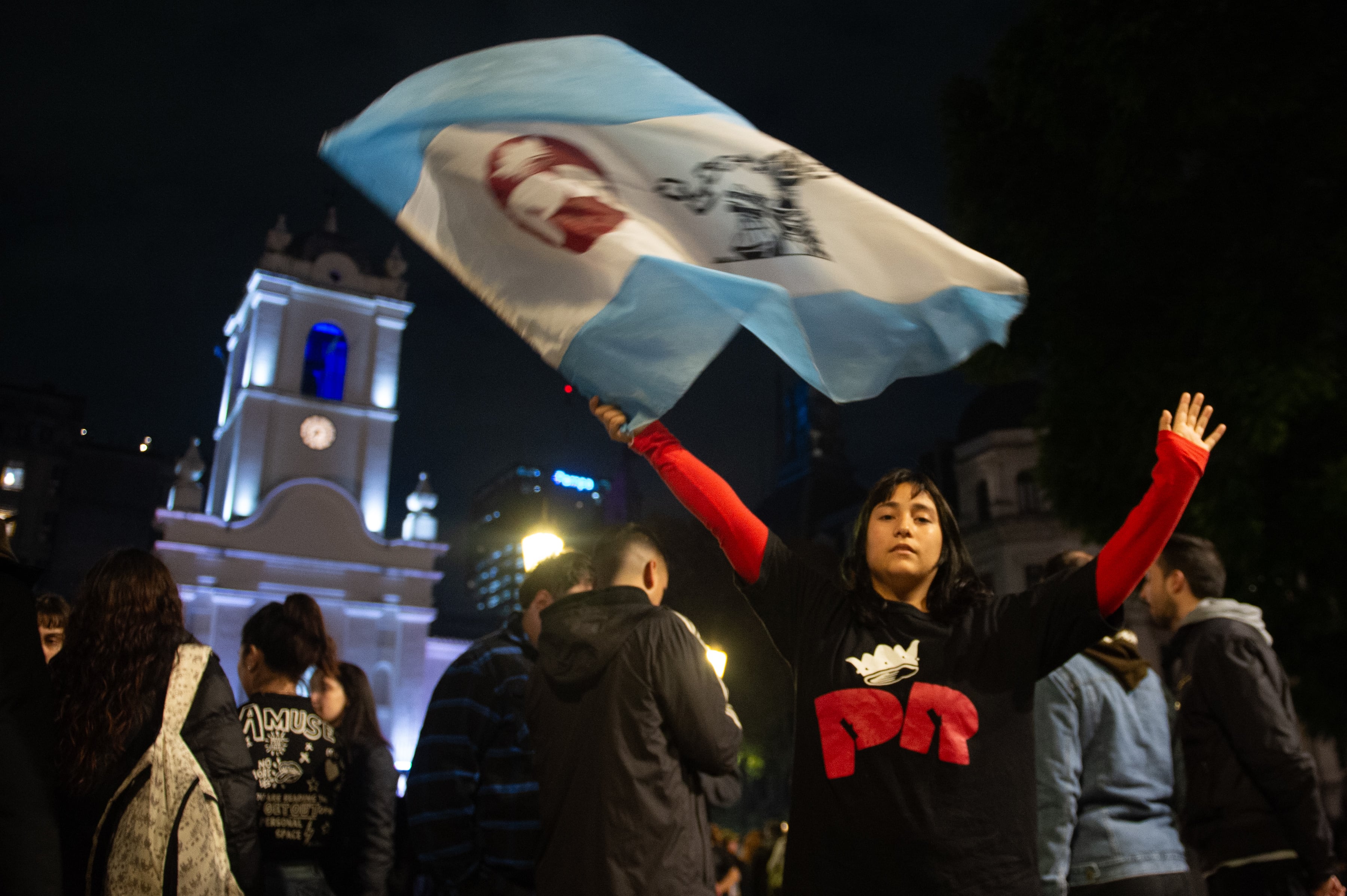 Seguidores de todas las edades se juntaron para homenajear a su ídolo (Foto: Jaime Olivos)
