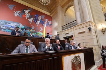 El Presupuesto 2027 deberá continuar su trámite en las comisiones económicas durante las próximas semanas. - crédito @CamaraColombia/X