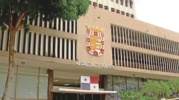 La Ley 540 otorga a los alcaldes la facultad de realizar operativos y decidir sobre los puestos instalados en servidumbres públicas. (Internet)