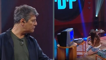 Otro Día Perdido: la desopilante prueba de Mario Pergolini con unos nenes para adivinar diferentes objetos del pasado