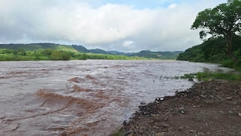 Las estaciones de monitoreo en Santa Bárbara registran niveles de crecida de 4,30 metros, de acuerdo con el hidrólogo Luis Dacosta. (Foto: Cortesía)